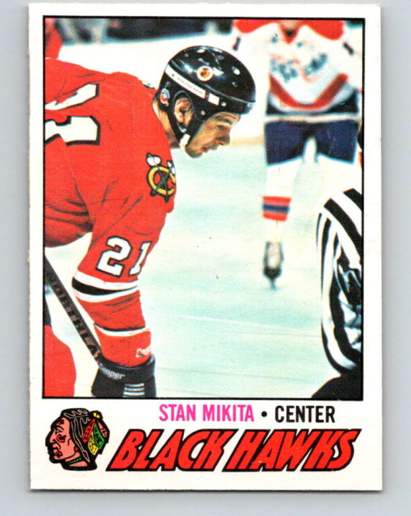 1977-78 O-Pee-Chee #195 Stan Mikita  Chicago Blackhawks  V14302