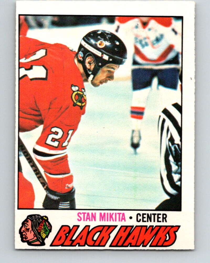 1977-78 O-Pee-Chee #195 Stan Mikita  Chicago Blackhawks  V14303