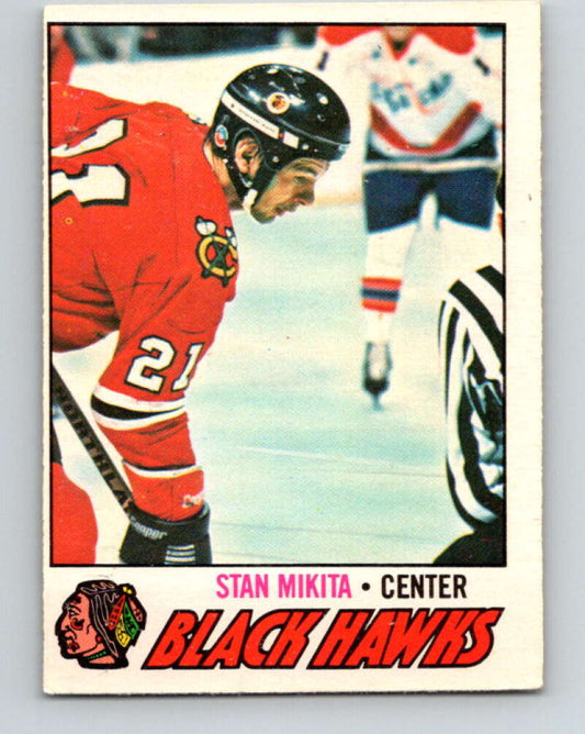 1977-78 O-Pee-Chee #195 Stan Mikita  Chicago Blackhawks  V14307