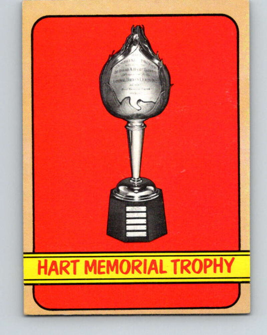 1972-73 Topps #171 Hart Memorial Trophy   V16609