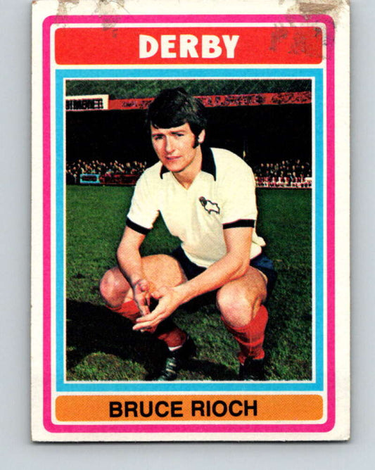 1976-77 Topps England Soccer Football #2 Bruce Rioch   V28061