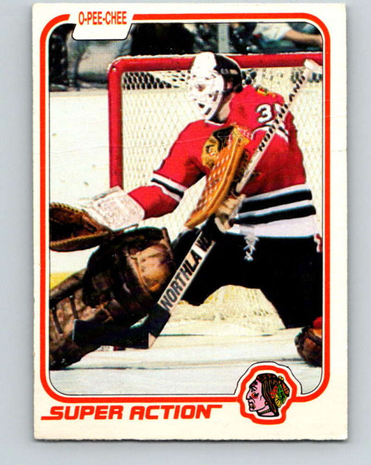 1981-82 O-Pee-Chee #67 Tony Esposito  Chicago Blackhawks  V29875
