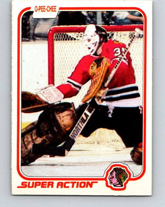 1981-82 O-Pee-Chee #67 Tony Esposito  Chicago Blackhawks  V29884