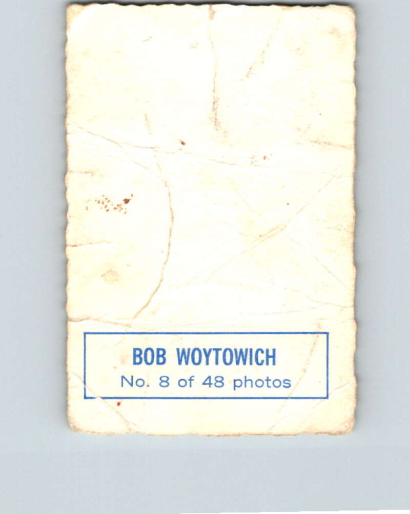 1970-71 O-Pee-Chee Deckle #8 Bob Woytowich   V33424