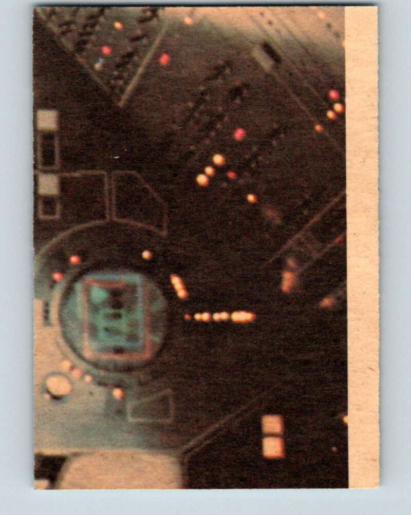 1977 OPC Star Wars #3 The little droid, Artoo-Detoo   V33534