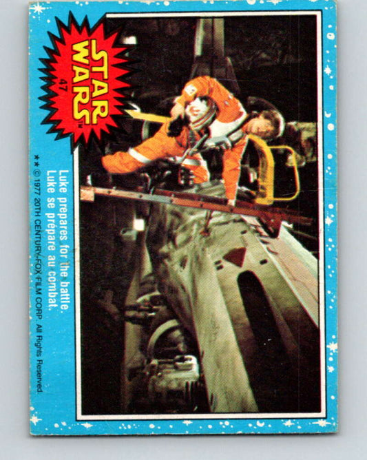 1977 OPC Star Wars #47 Luke prepares for the battle   V33797