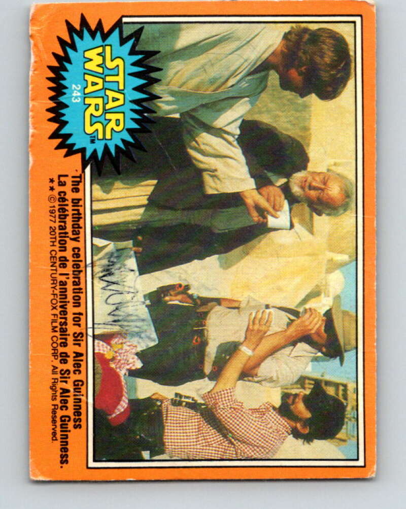1977 OPC Star Wars #243 The birthday celebration for Sir Alec Guinnes   V34579