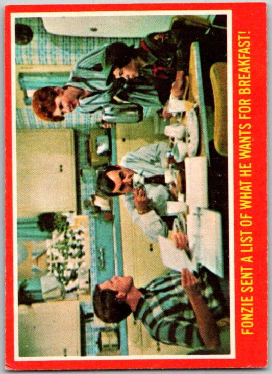 1976 O-Pee-Chee Happy Days #39 Fonzie sent a list  V35782