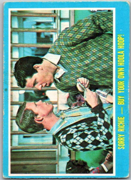 1976 Topps Happy Days #17 Sorry Richie Buy Your Own Hoola Hoop   V35852