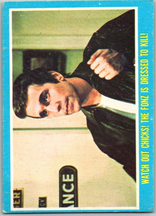 1976 Topps Happy Days #43 Watch Out Chicks The Fonz  V35947