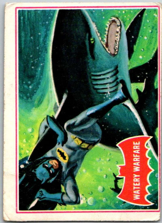 1966 Topps Batman Series Red Bat #37 Watery Warfare   V36315