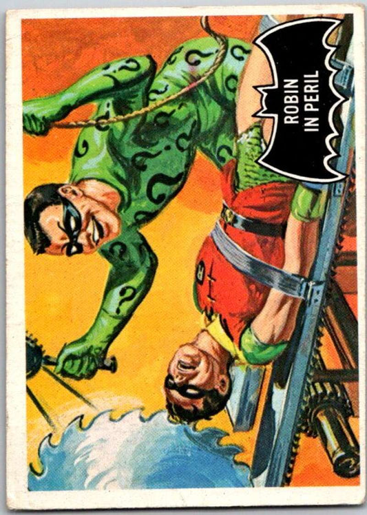 1966 Topps Batman Black Bat #42 Robin in Peril   V36484