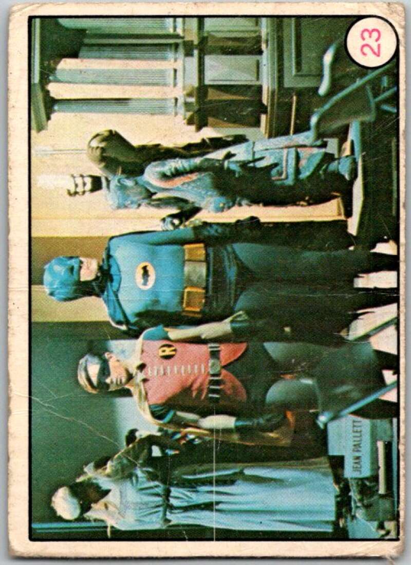 1966 Topps Batman Laffs #23 Batman and Robin   V36252