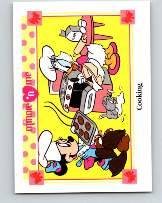 1991 Impel Disney Minnie 'n Me #28 Cooking  V41433