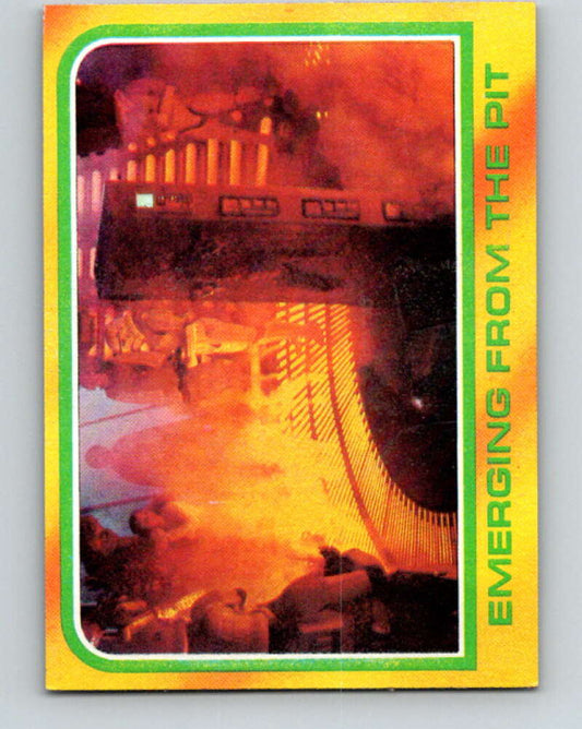 1980 Topps The Empire Strikes Back #305 Emerging from the Pit   V43816