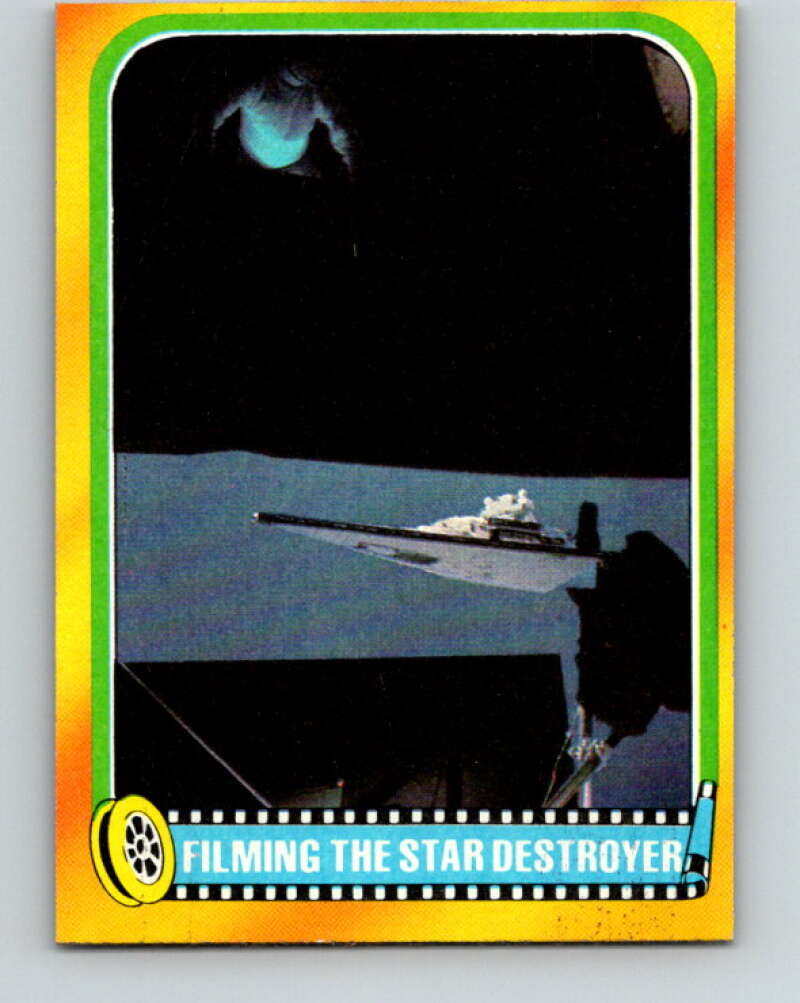 1980 Topps The Empire Strikes Back #348 Filming the Star Destroyer   V44047