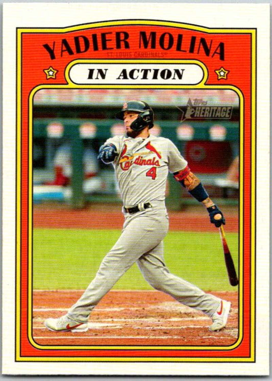 2021 Topps Heritage #18 Yadier Molina In Action  St. Louis Cardinals  V45184