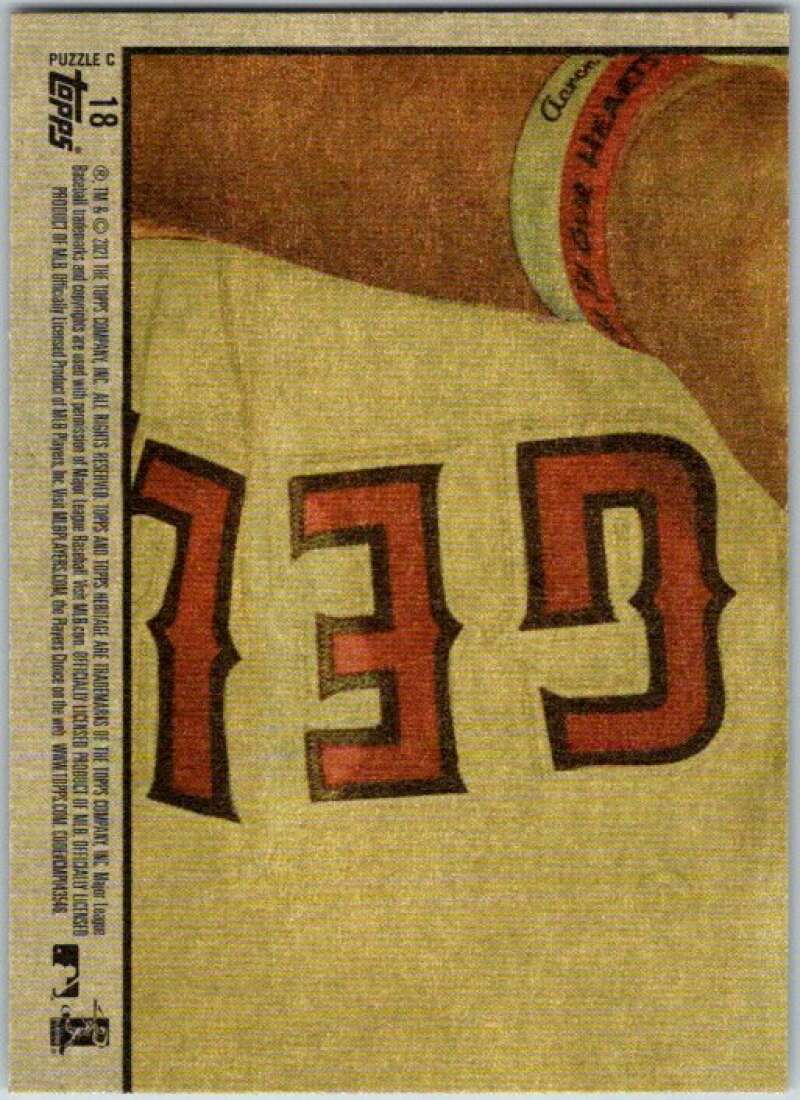 2021 Topps Heritage #18 Yadier Molina In Action  St. Louis Cardinals  V45184