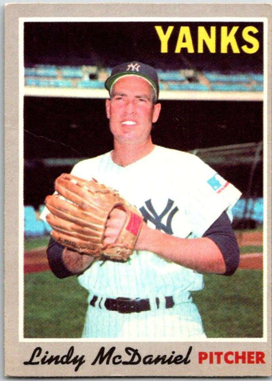 1970 Topps MLB #493 Lindy McDaniel  New York Yankees  V47936