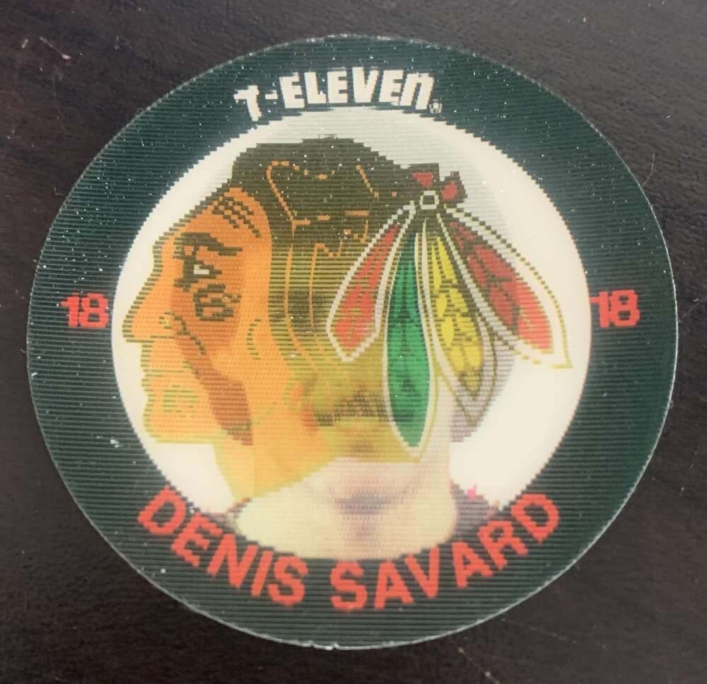 1984-85 7-Eleven Hockey Disc Denis Savard Blackhawks  V51529 Image 1