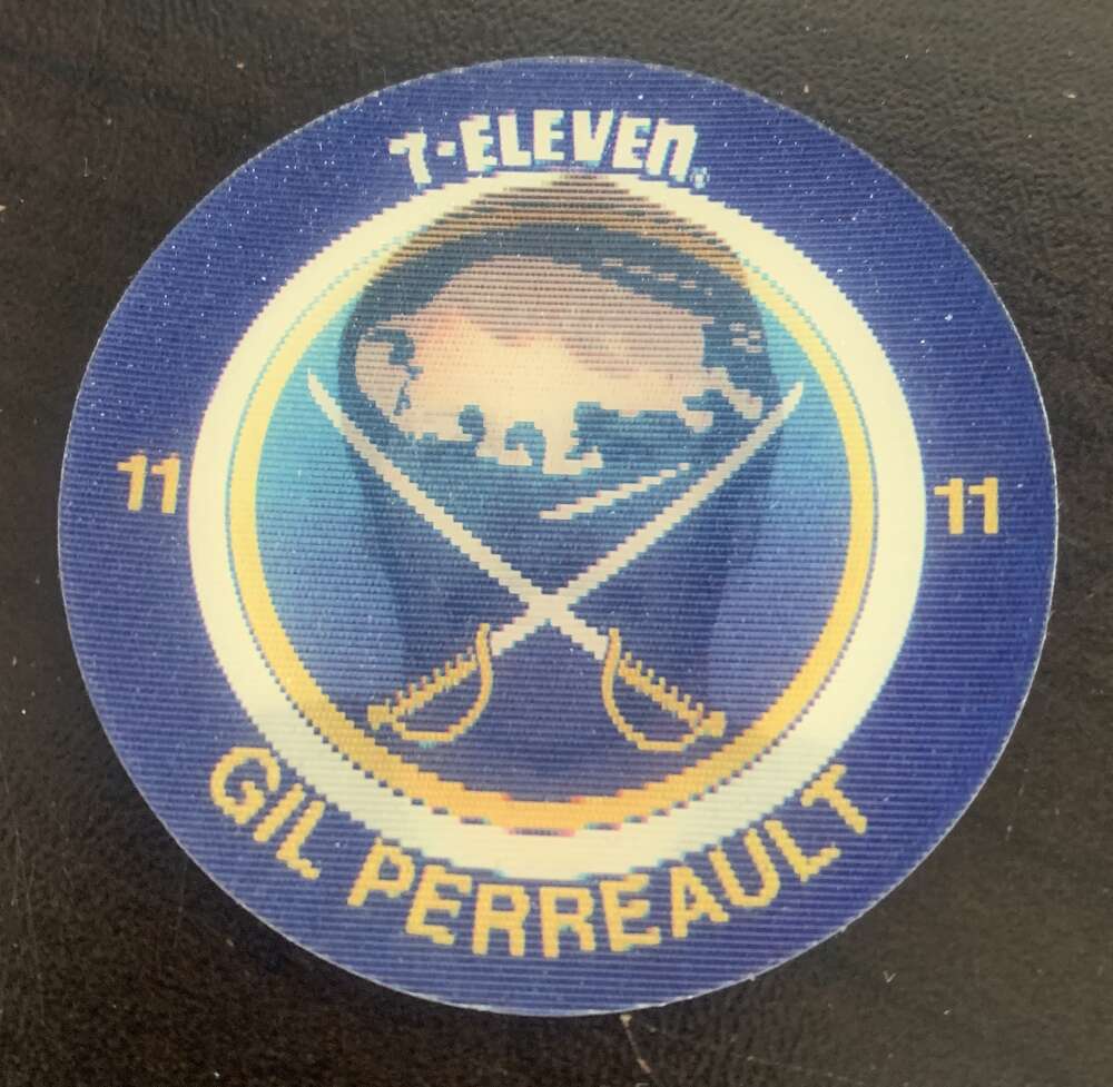 1984-85 7-Eleven Hockey Disc Gil Perreault Sabres  V51534 Image 1