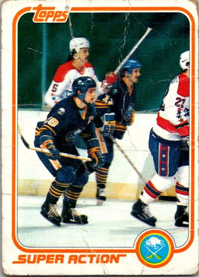 1981-82 Topps #E127 Danny Gare  Buffalo Sabres  V52508 Image 1