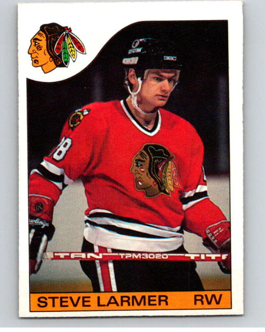 1985-86 O-Pee-Chee #132 Steve Larmer  Chicago Blackhawks  V56637 Image 1