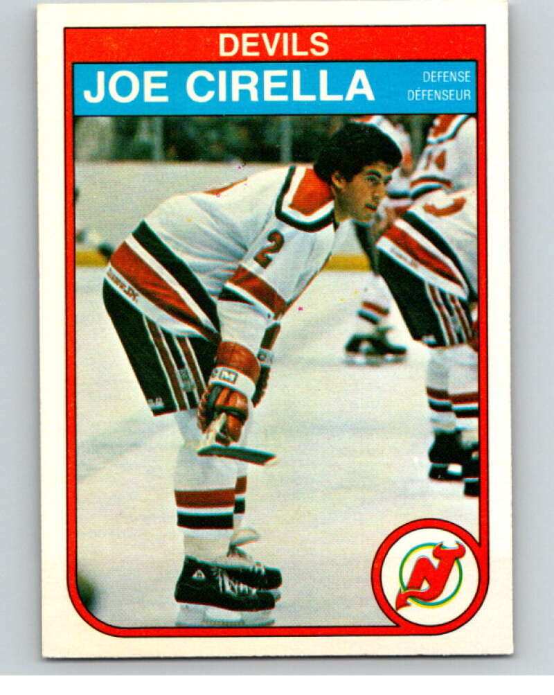 1982-83 O-Pee-Chee #137 Joe Cirella  RC Rookie New Jersey Devils  V57948 Image 1