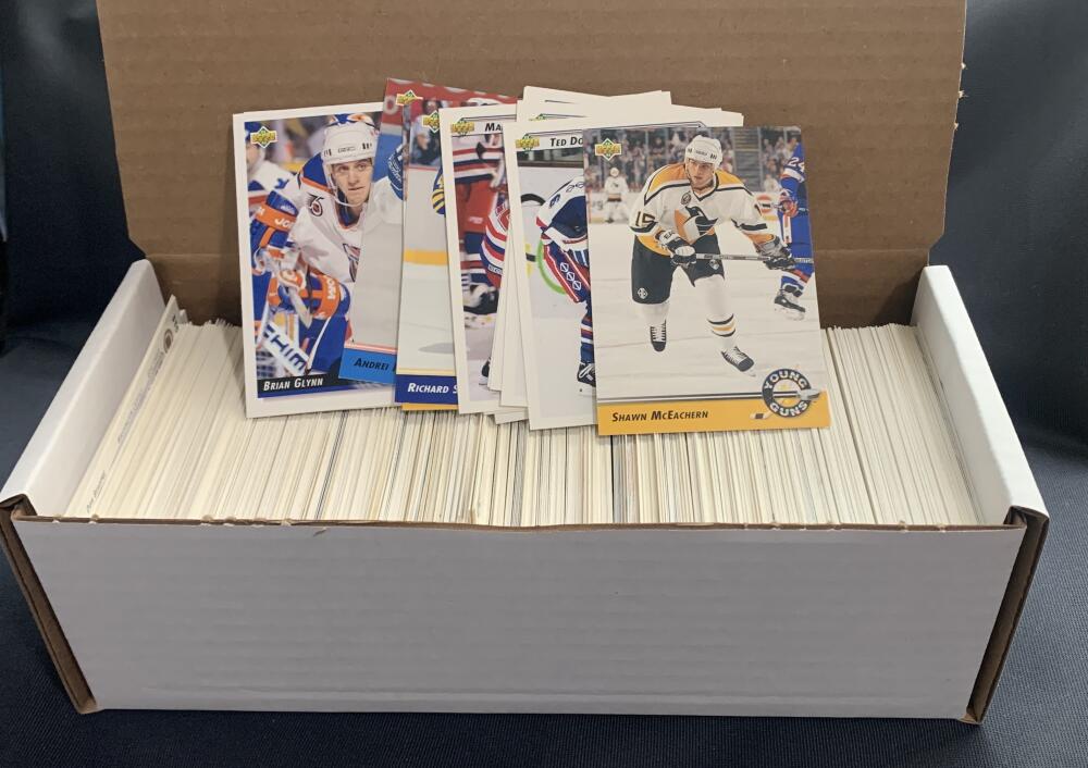 1992-93 Upper Deck Hockey Trading Cards - Box Over 500 cards! - Lot #1 Image 1