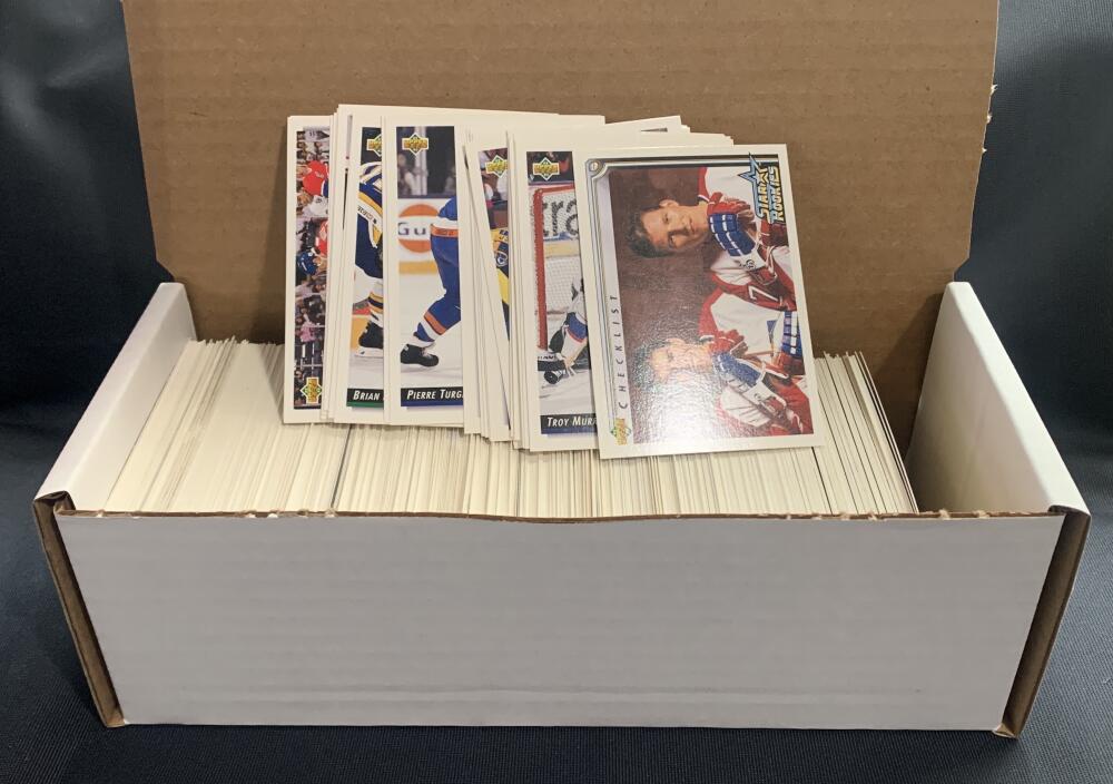 1992-93 Upper Deck Hockey Trading Cards - Box Over 500 cards! - Lot #2 Image 1