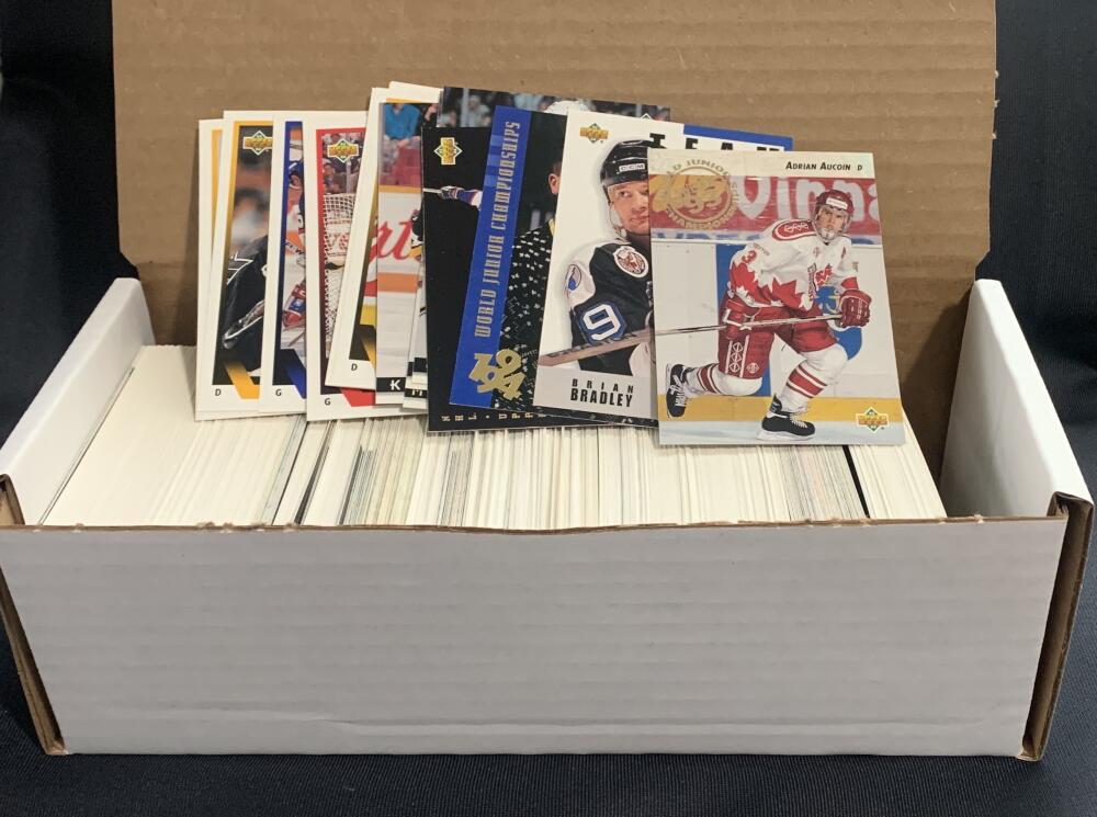 1993-94 Upper Deck Hockey Trading Cards - Box Over 500 cards! - Lot #1 Image 1