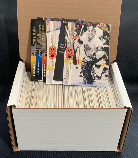 1994-95 Upper Deck Hockey Trading Cards - Box Over 300 cards! - Lot #2 Image 1