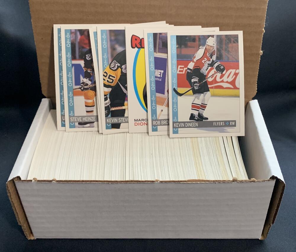 1992-93 O-Pee-Chee Hockey Trading Cards - Box Over 400 cards! - Lot #3 Image 1