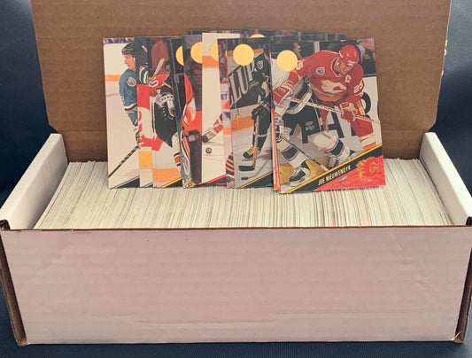 1993-94 Leaf Hockey Cards - Box Over 500 cards! - Lot #1 Image 1