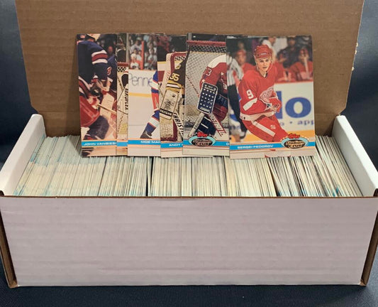 1991-92 Stadium Club Hockey Trading Cards - Box Over 500 cards! - Lot #2 Image 1
