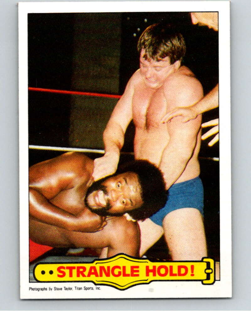 1985 Topps WWF #40 Strangle Hold!   V65668 Image 1