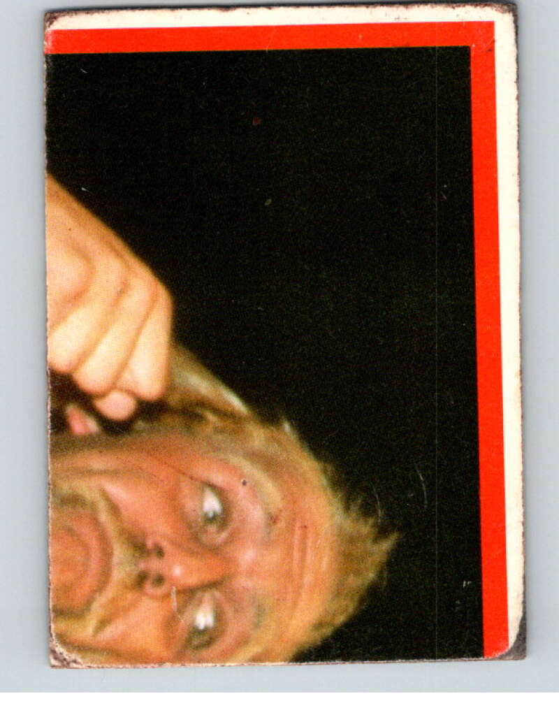 1985 O-Pee-Chee WWF Stickers #9 Hulk Hogan   V66726 Image 2