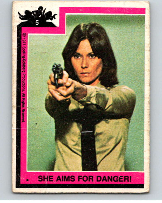1977 Topps Charlie's Angels #5 She Aims for Danger   V67080 Image 1