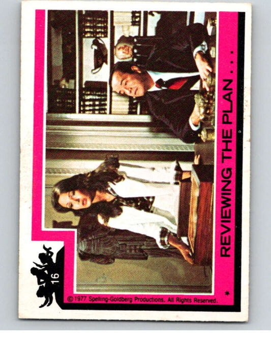 1977 Topps Charlie's Angels #16 Reviewing the Plan   V67119 Image 1