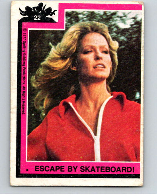 1977 Topps Charlie's Angels #22 Escape by Skateboard   V67140 Image 1