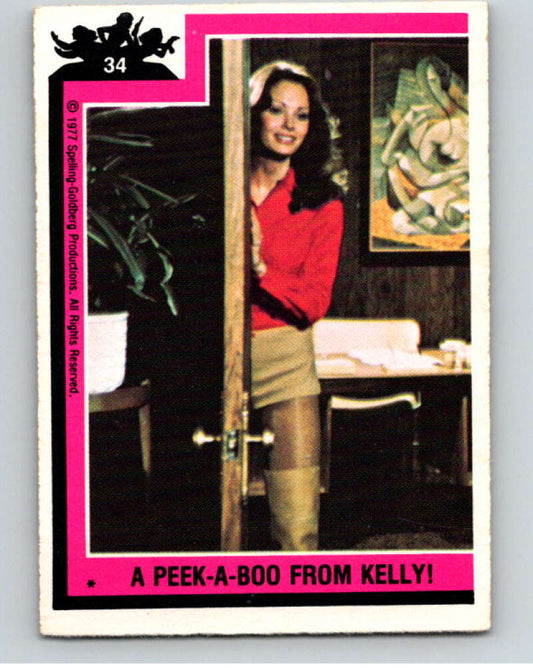 1977 Topps Charlie's Angels #34 A Peek-a-Boo from Kelly   V67180 Image 1