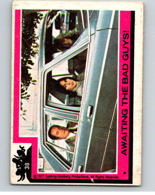 1977 Topps Charlie's Angels #38 Awaiting the Bad Guys   V67194 Image 1