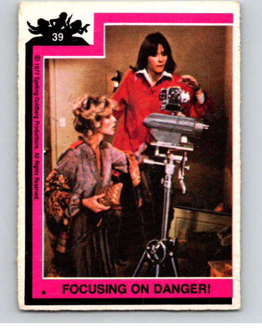 1977 Topps Charlie's Angels #39 Focusing on Danger!   V67203 Image 1