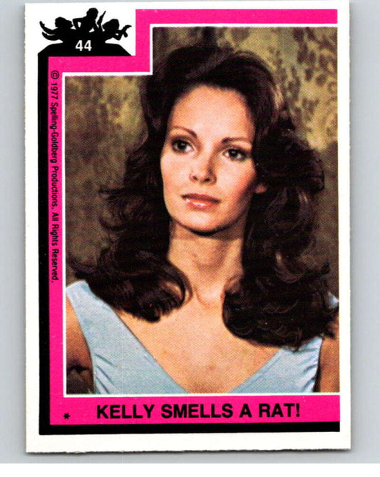 1977 Topps Charlie's Angels #44 Kelly Smells a Rat   V67225 Image 1