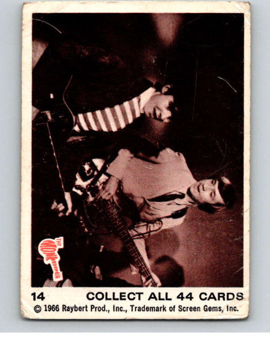 1966 Donruss The Monkees #14 Davy Jones / Peter Tork   V68385 Image 1