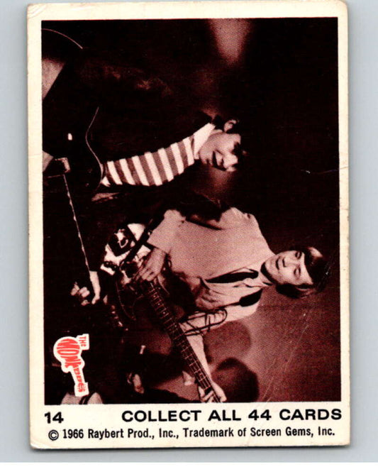 1966 Donruss The Monkees #14 Davy Jones / Peter Tork  V68386 Image 1