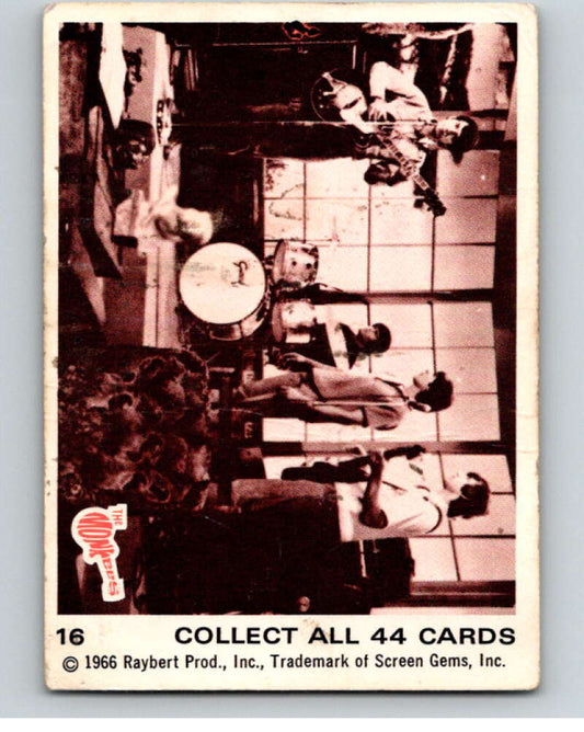 1966 Donruss The Monkees #16 The Monkees   V68389 Image 1