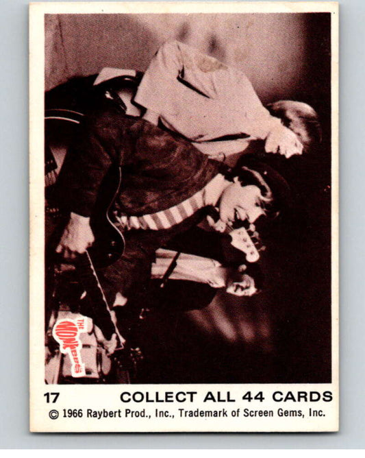 1966 Donruss The Monkees #17 Tork / Jones / Dolenz  V68390 Image 1