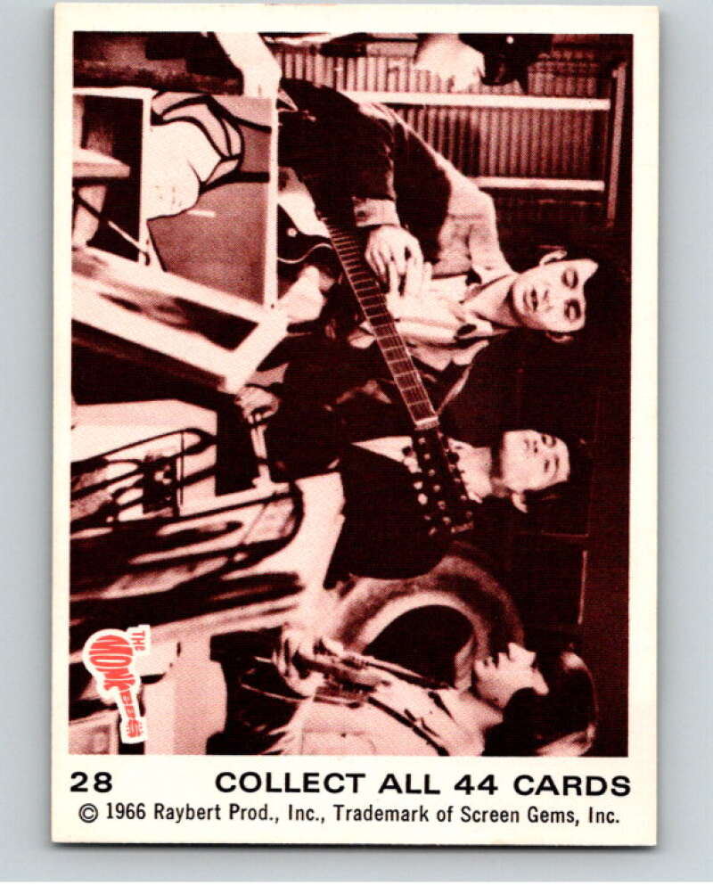 1966 Donruss The Monkees #28 The Monkees   V68407 Image 1