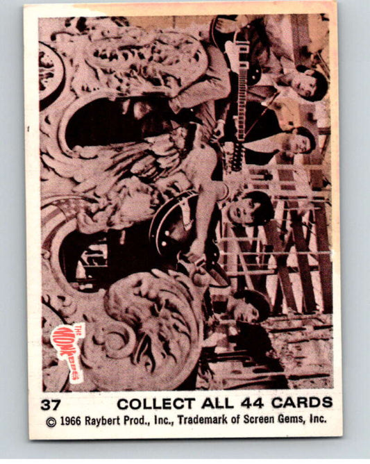 1966 Donruss The Monkees #37 The Monkees   V68423 Image 1